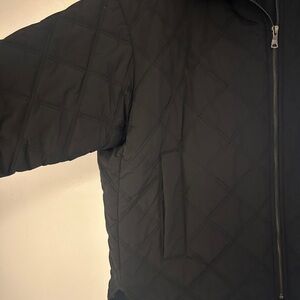 Banana Republic Women’s Black Quilted Puffer Jacket - Boxy Fit